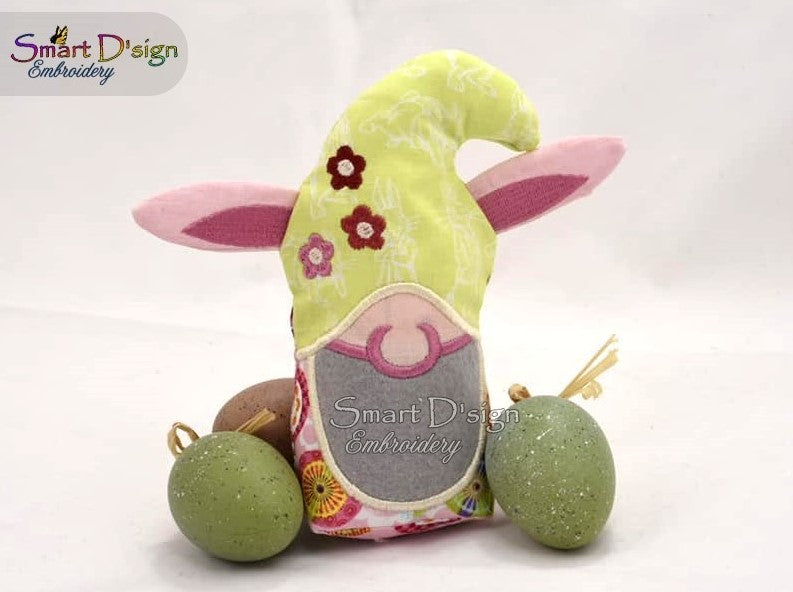 ITH FREE-STANDIG EASTER / SPRING GNOME
