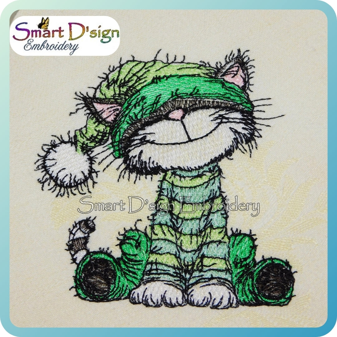 Glückliche Katze im Pyjama