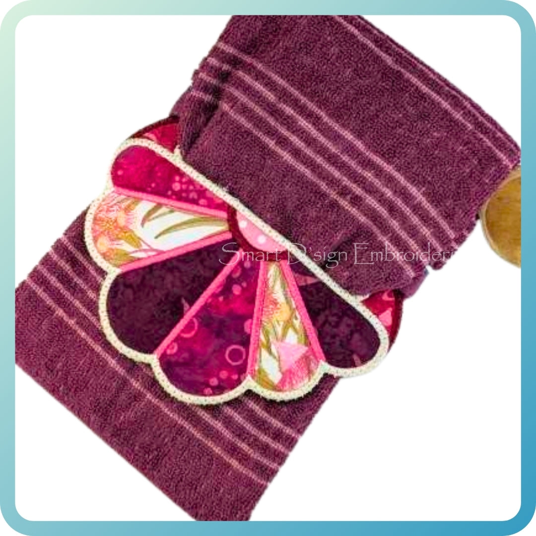 ITH PATCHWORK FLOWER / DRESDEN PLATE WRAP AROUND Hanging Towel Topper