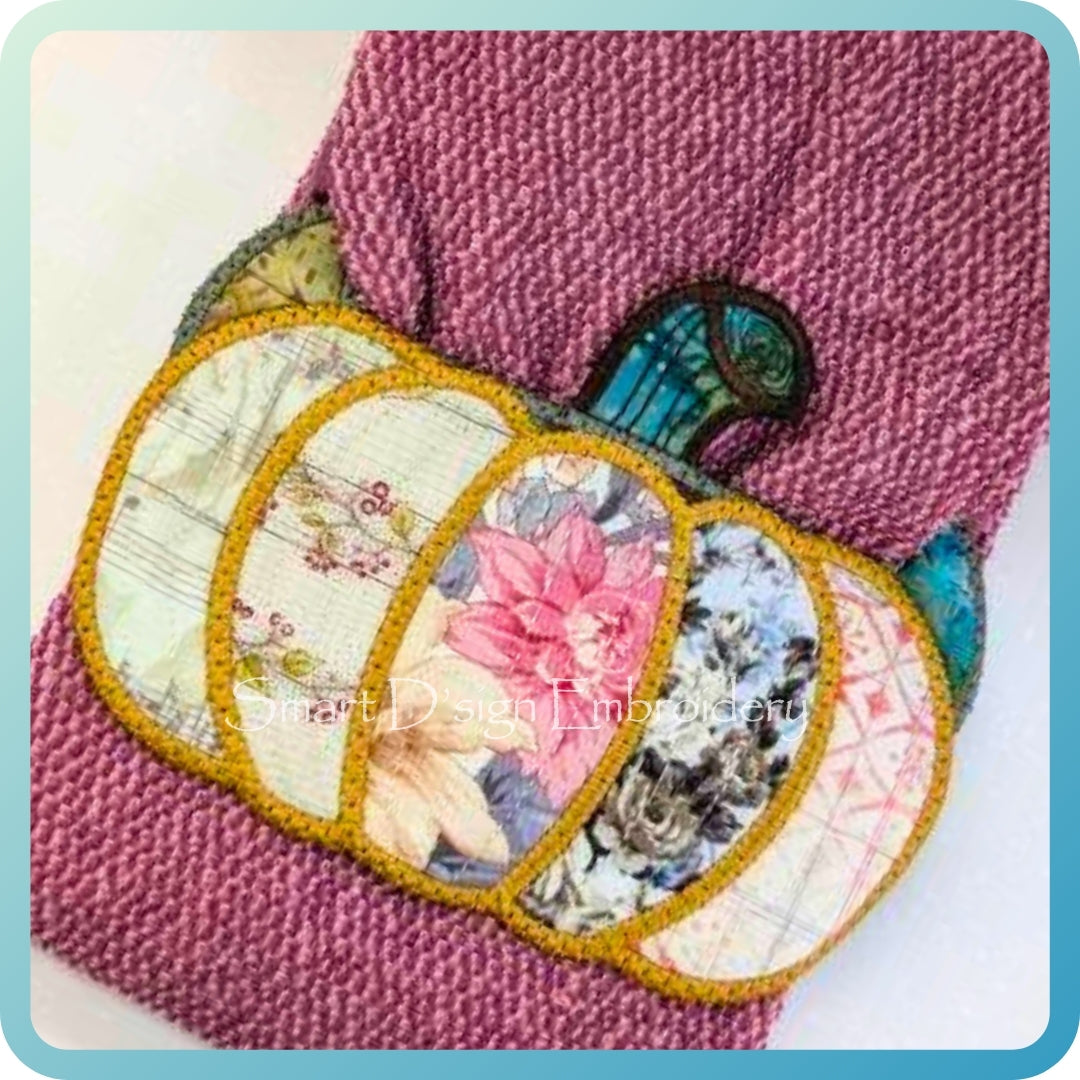 ITH PATCHWORK PUMPKIN WRAP AROUND Hanging Towel Topper