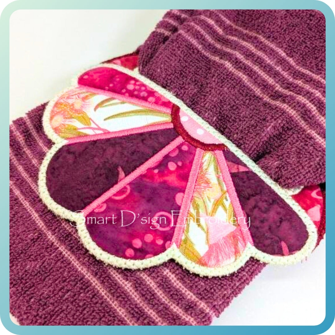 ITH PATCHWORK FLOWER / DRESDEN PLATE WRAP AROUND Hanging Towel Topper