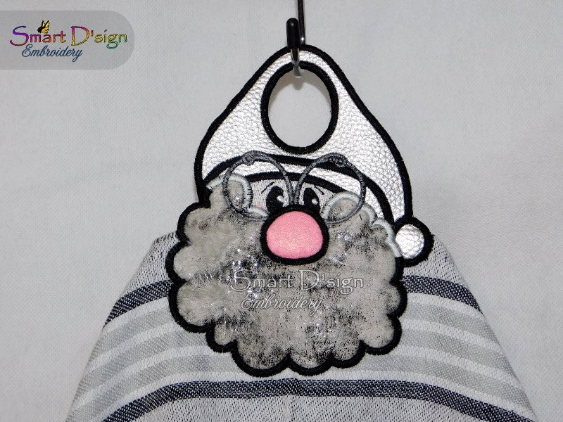 ITH SANTA Towel Hanger